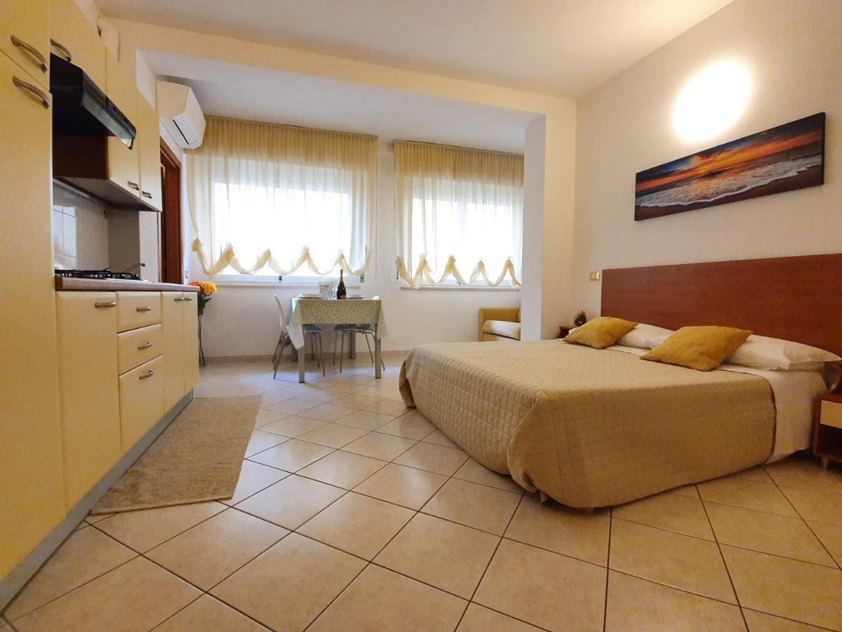 Residence Special Ріміні Екстер'єр фото