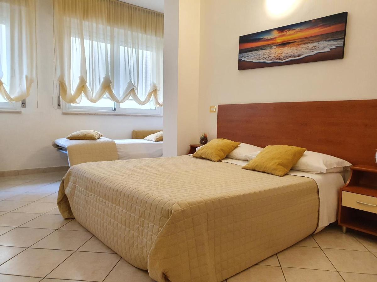 Residence Special Ріміні Екстер'єр фото
