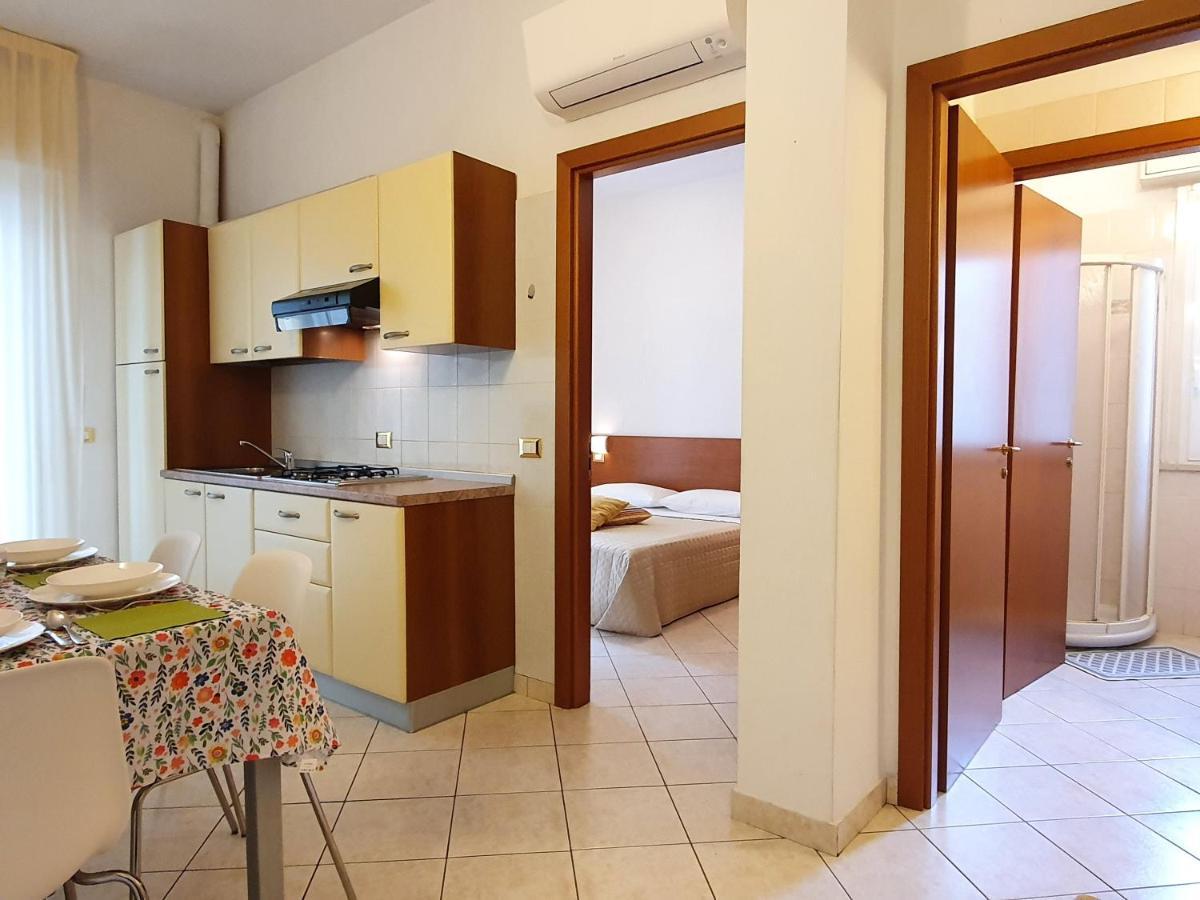 Residence Special Ріміні Екстер'єр фото