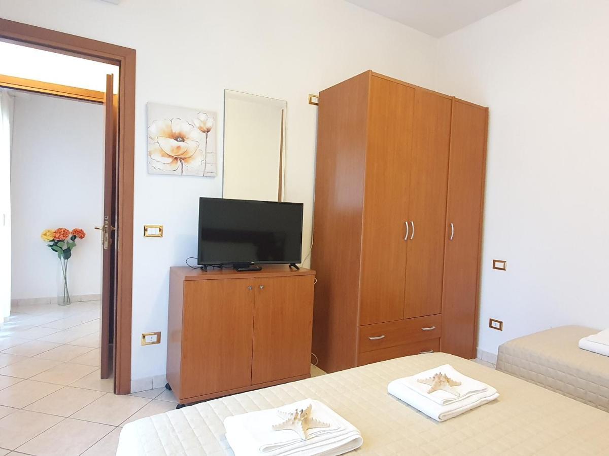 Residence Special Ріміні Екстер'єр фото