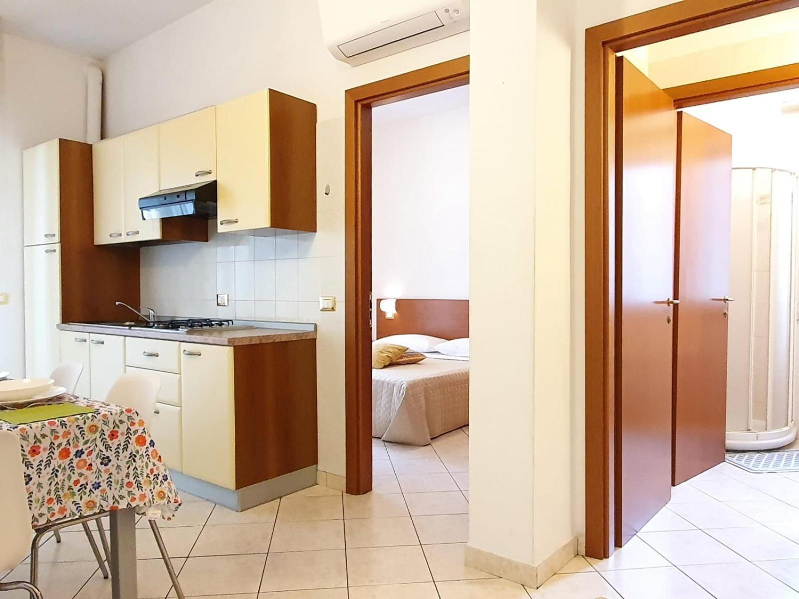 Residence Special Ріміні Екстер'єр фото