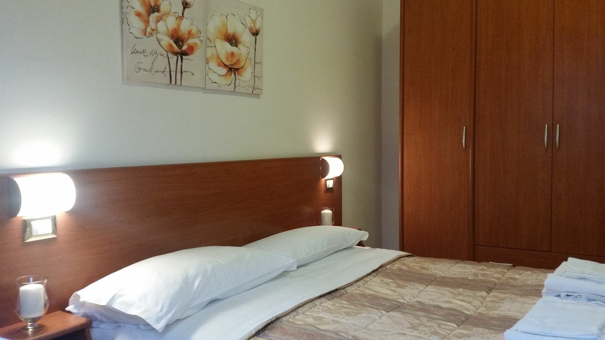 Residence Special Ріміні Екстер'єр фото